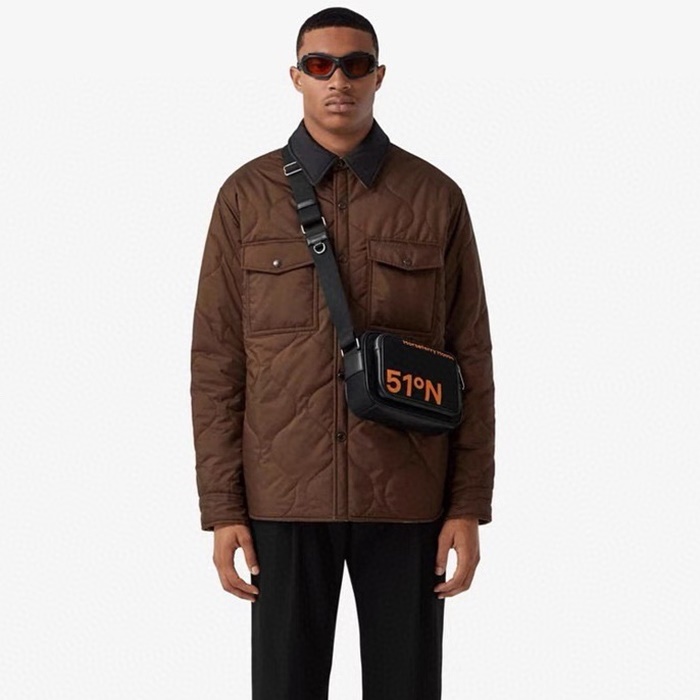 バーバリーメンズダウンジャケットc8733