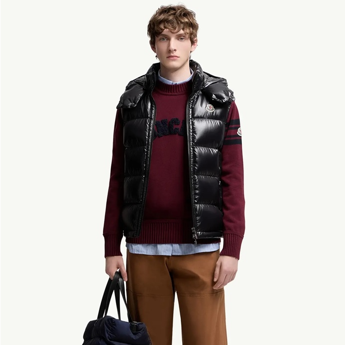 モンクレールメンズダウンベストc8839