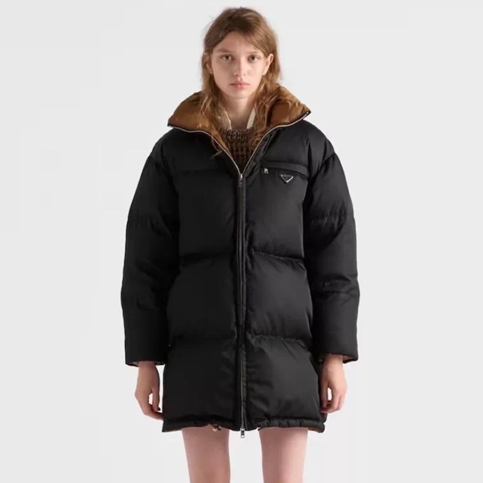 プラダレディースダウンパディングc8896