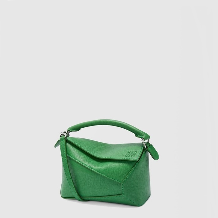 ロエベレディースミニパズルエッジバッグb11561