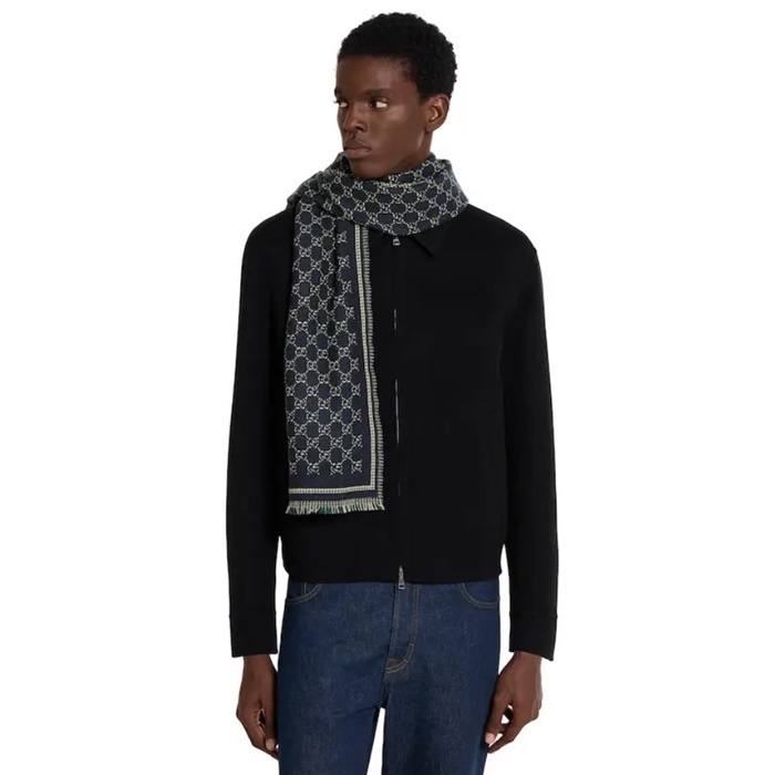 グッチユニセックス両面マフラーc5943