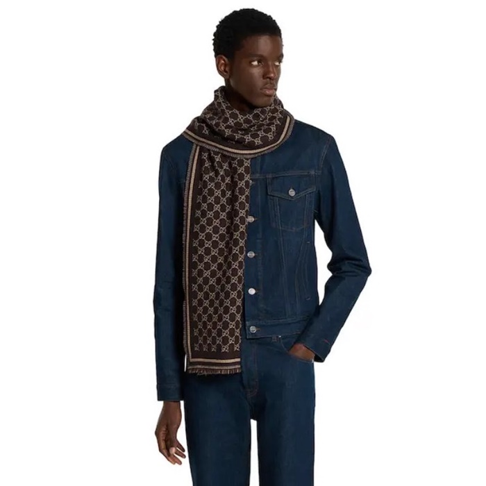 グッチユニセックス両面マフラーc5944