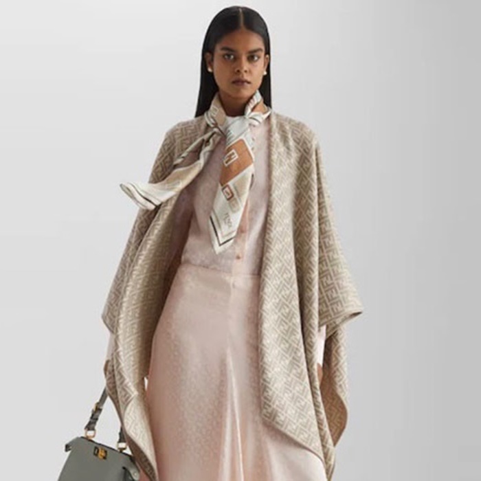 ェンディレディースポンチョc6034