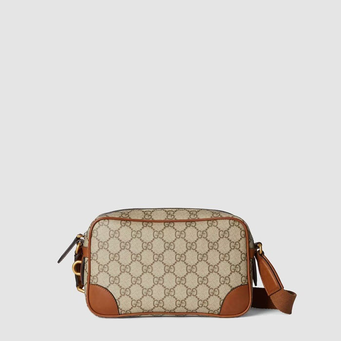 グッチメンズエンブレムエンボススーパーミニバッグb12018