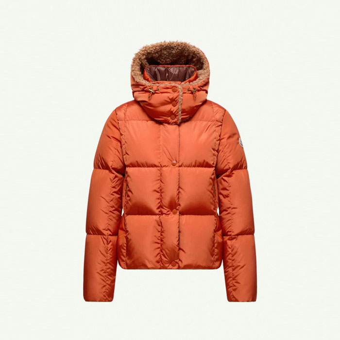 モンクレールレディースダウンパディングc9757