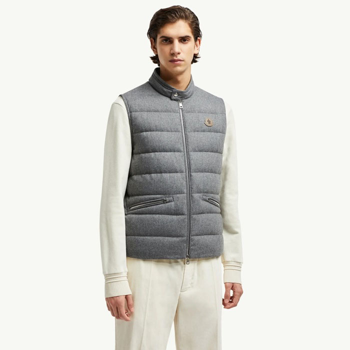 モンクレールメンズダウンベストc12261