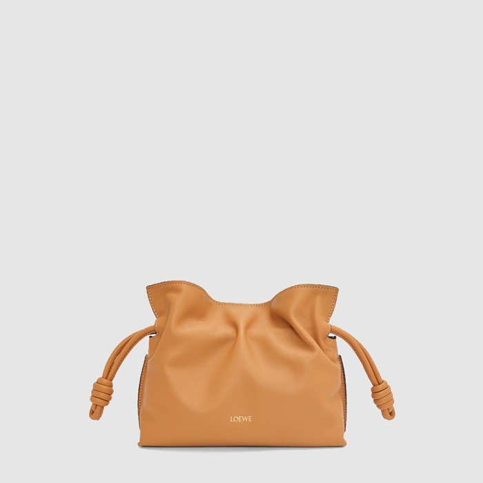 ロエベレディースミニフラメンコクラッチバッグb12199