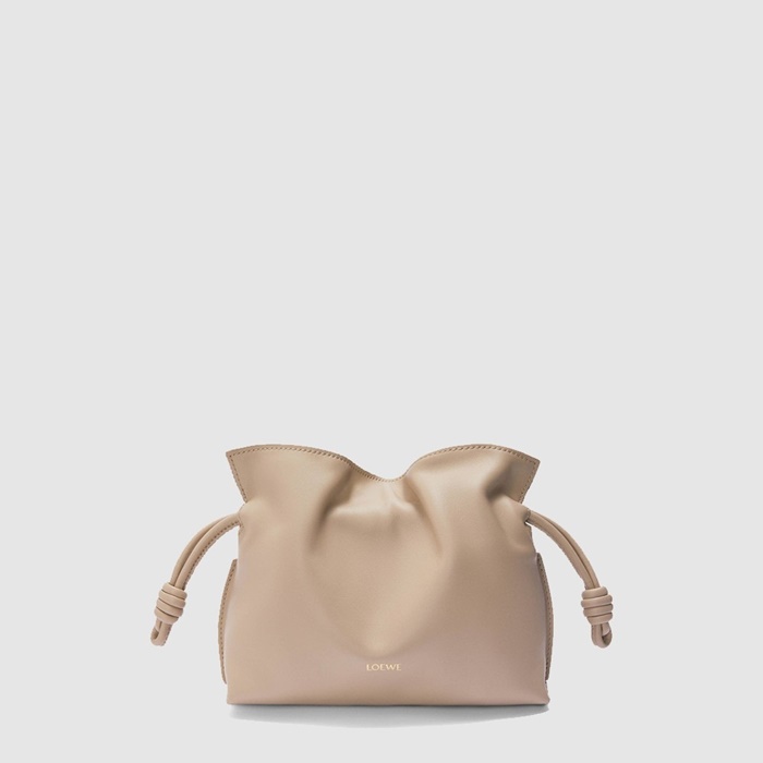 ロエベレディースミニフラメンコクラッチバッグb12200