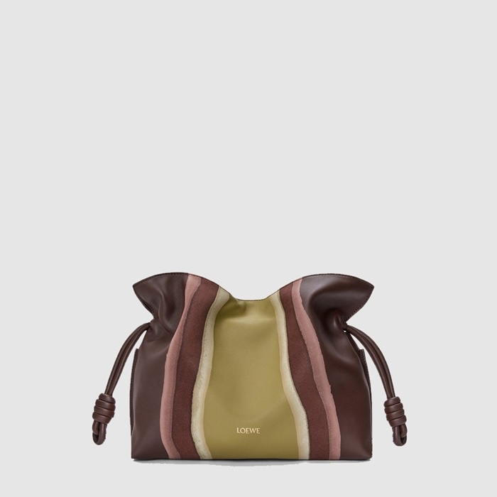 ロエベレディースミディアムフラメンコクラッチバッグランドスケープb12609