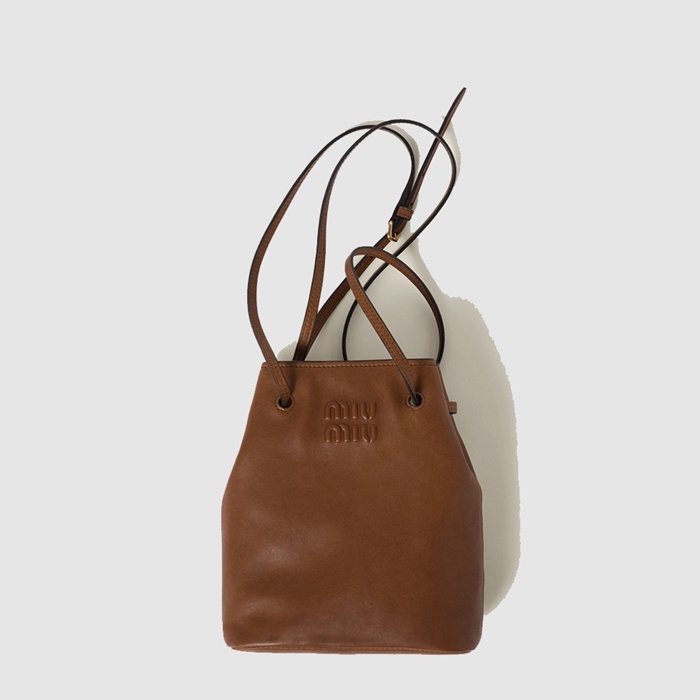 ミュウミュウレディースナフロックパウチb12676