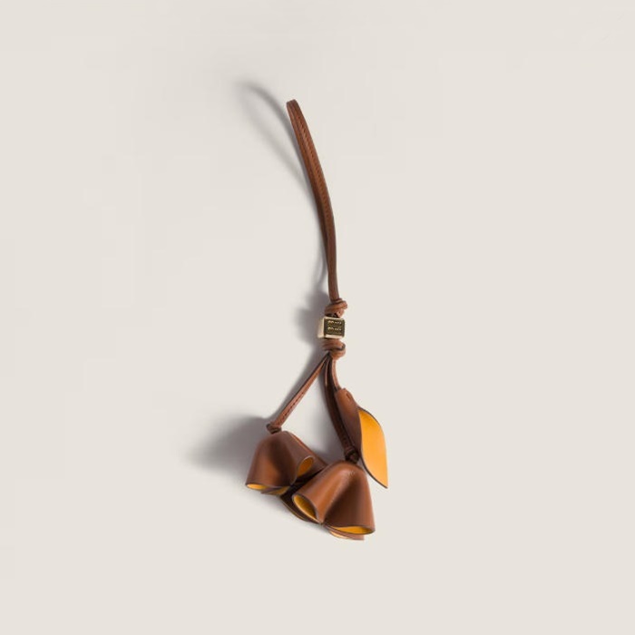 ミュウミュウユニセックスレザートリックc6331