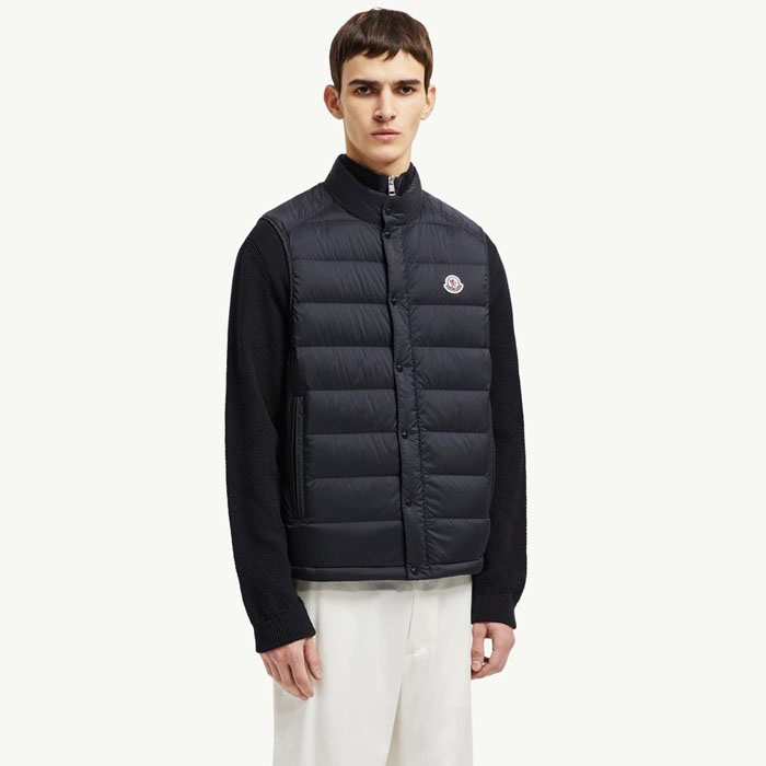 モンクレールメンズダウンベストc13196