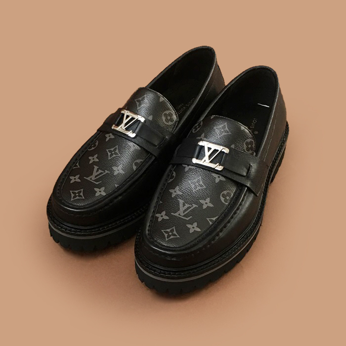  ルイヴィトン メンズ レザーローファー Size ブラック Lou03854x