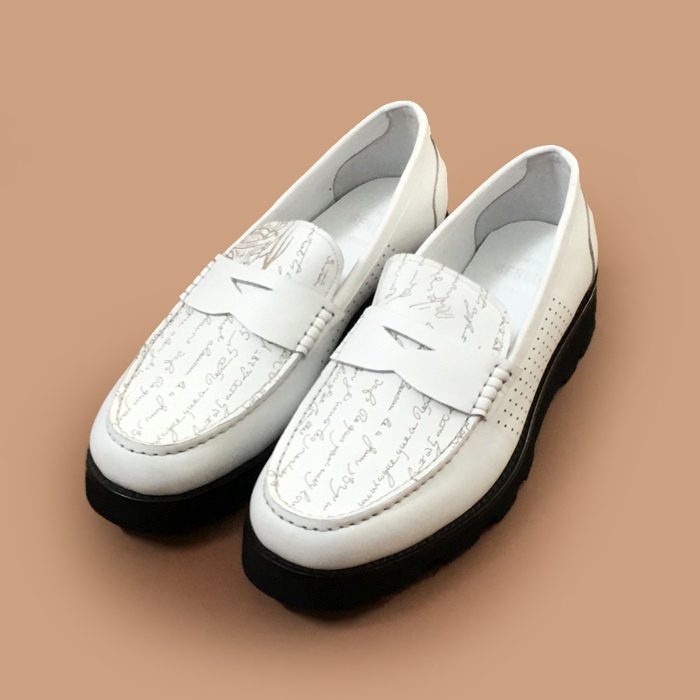  BERTS0270 - ベルルッティメンズ レザーローファーホワイト