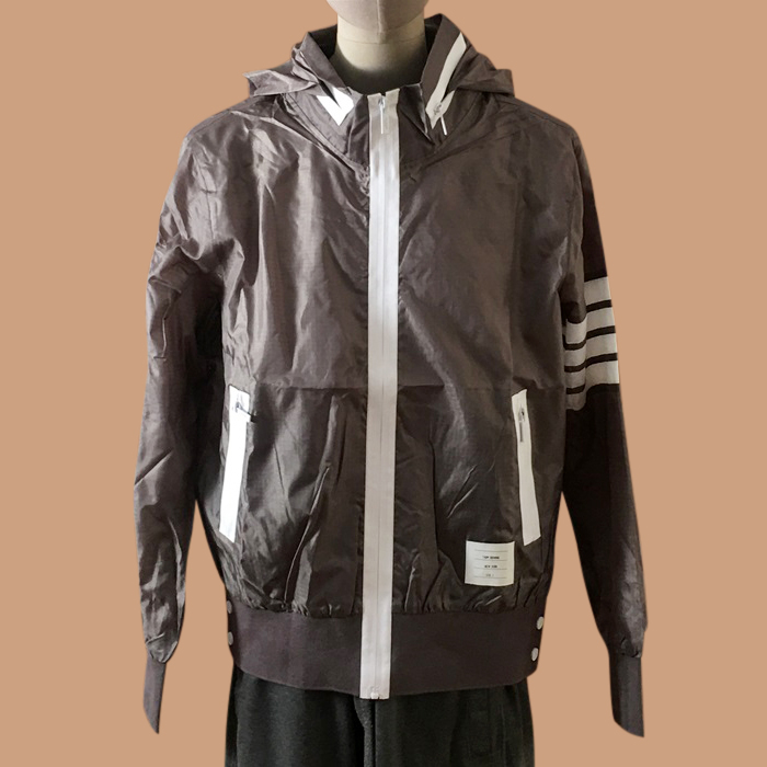  トムブラウン メンズ カジュアル  防風ジャケット THOJK0016.(ダークグレー)