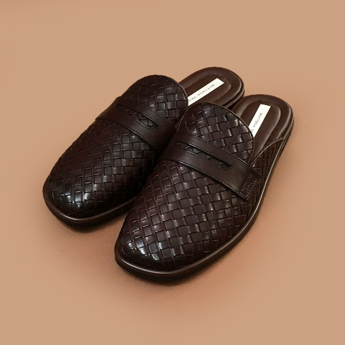  BVS0365 - ボッテガヴェネタメンズレザーミュールブラウン