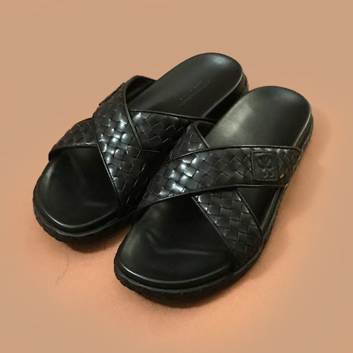ボッテガヴェネタ メンズ クラシック  スリッパ  ブラック