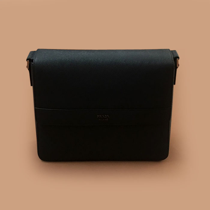 プラダレザーブラック メンズ クラッチバッグ ,30cm