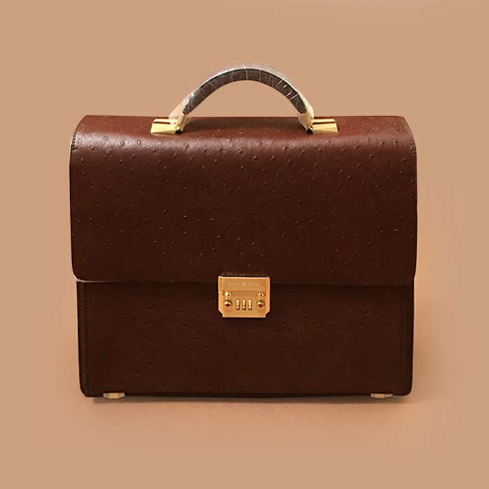 ブルガリレザーブラウン メンズ ブリーフケース