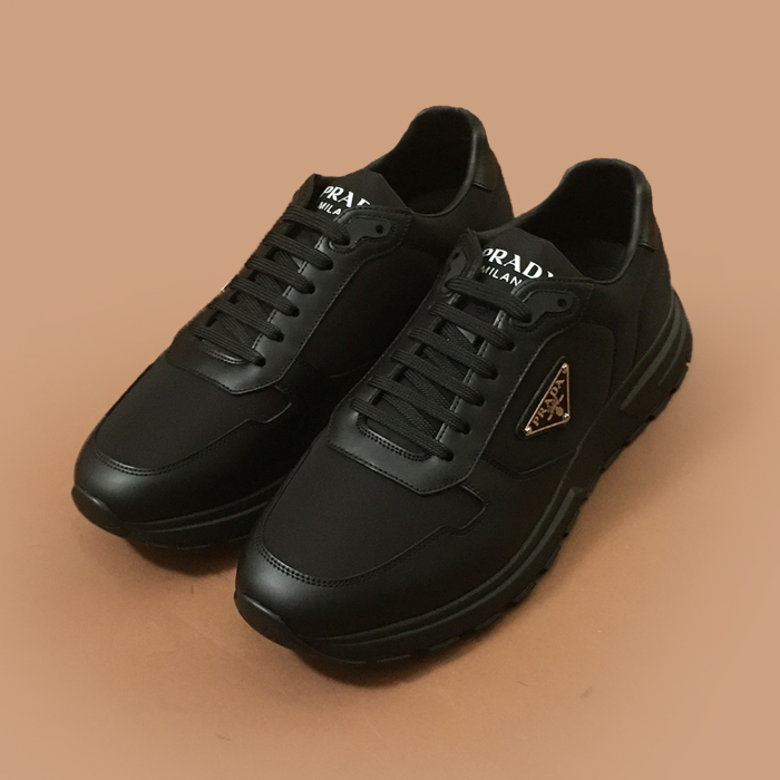 プラダメンズレザースニーカー,Sizeブラック