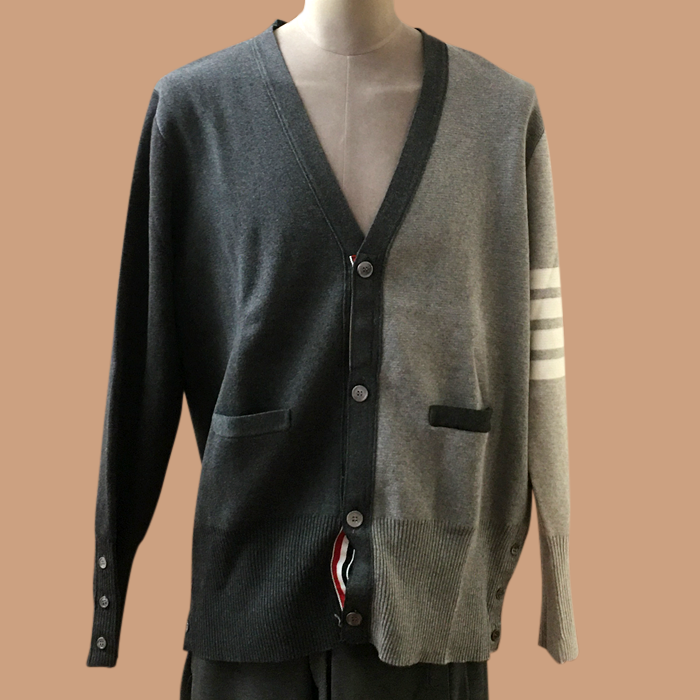 トムブラウン メンズ Vネック グレー カーディガン - Gray  - thom0645x