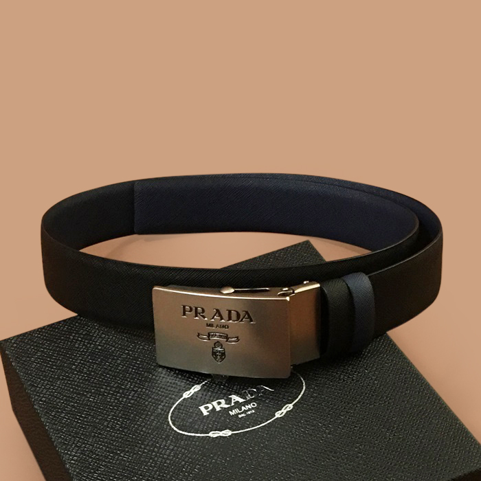 プラダ メンズ レザー コンスタンス ベルト (ブラック)