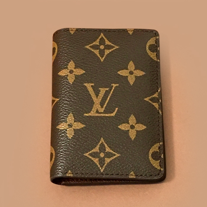 ルイヴィトン ユニセックス パスポート財布 ブラウン