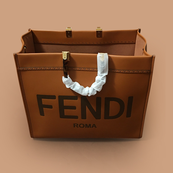 フェンディ LOGO トートショルダーバッグ 42cm,ブラウン