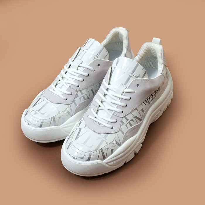 ヴァレンティノメンズレザースニーカー,Sizeホワイト