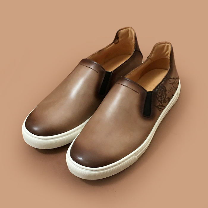 ベルルッティメンズ レザーローファーブラウン