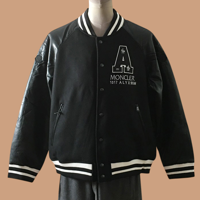 MonclerLogoモンクレールメンズ LOGO カジュアル ダウン ジャケット Sizeブラック