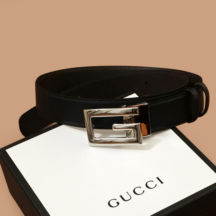 グッチ メンズ レザー コンスタンス ベルト (ブラック)
