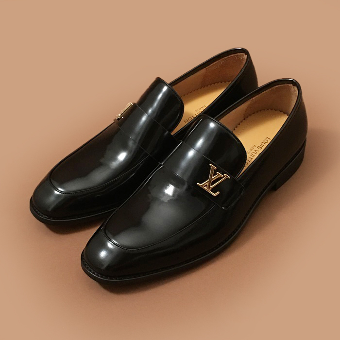 ルイヴィトン メンズ ヒドゥン ブラックローファー -  Loafer