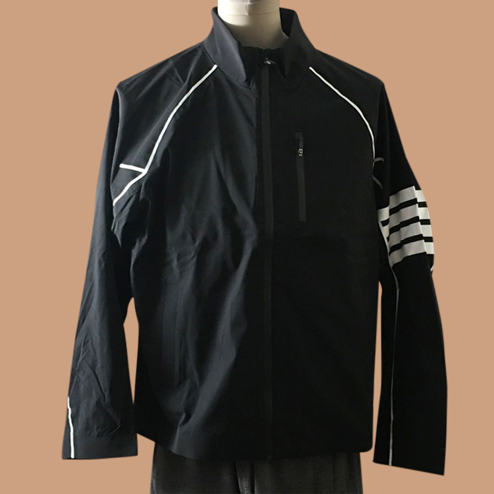 トムブラウン メンズ ブラック ジャケット - s
