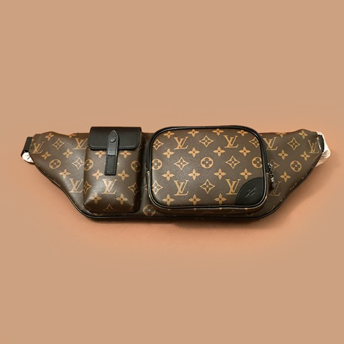 ルイヴィトン メンズ ブラック ウエストバッグ -  