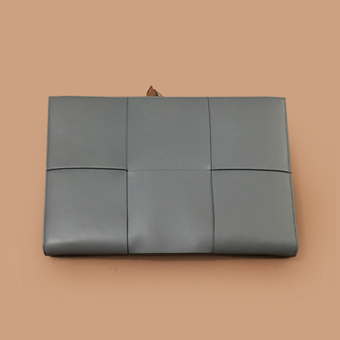 ボッテガ ヴェネタ メンズ クラシック グレー クラッチバッグ - Gray - bv0306x