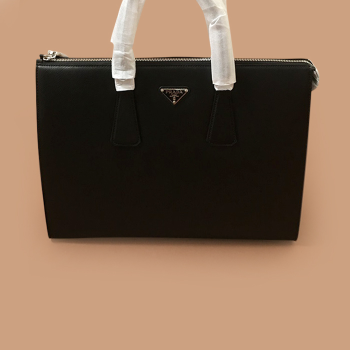 プラダ メンズ ブラック ブリーフケース - - pr149x