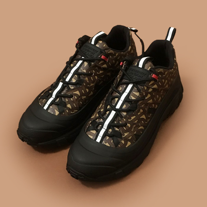 バーバリー メンズ ヴィンテージ キャメル スニーカー - Camel 