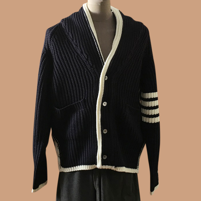 トムブラウン メンズ Vネック ブラック カーディガン - 