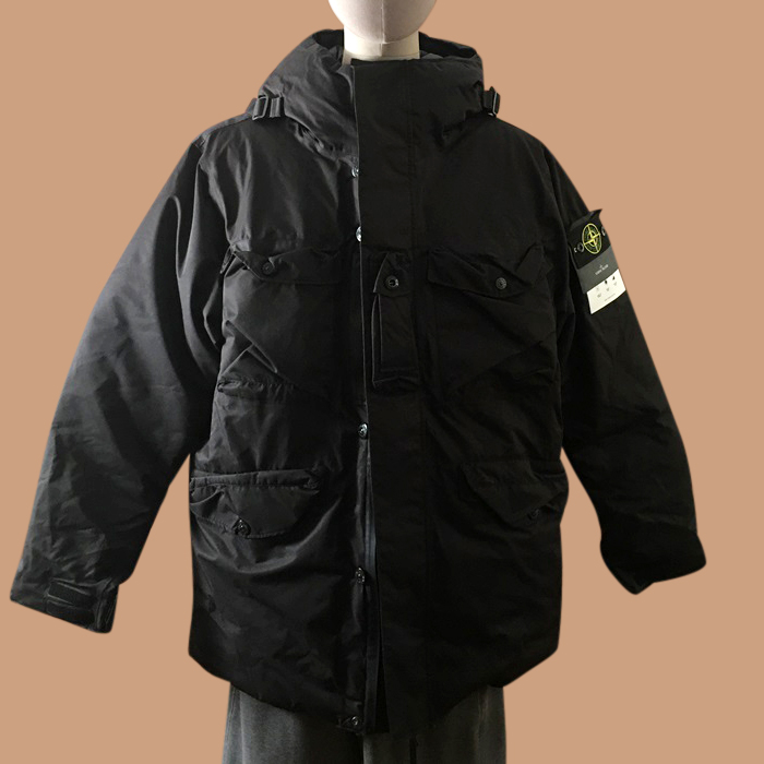 ストーンアイランド メンズ ブラック グースダウン パディング - Padding