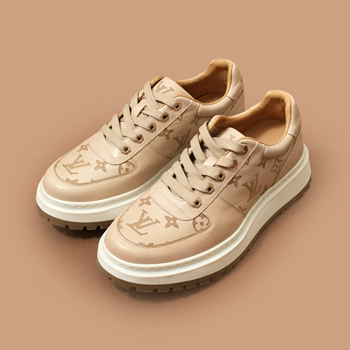   ,- ルイヴィトンメンズレザースニーカー,Size