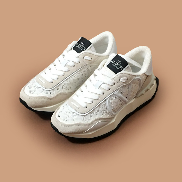 ヴァレンティノ ユニセックス トレンディ ホワイト スニーカー -White  - val02554x