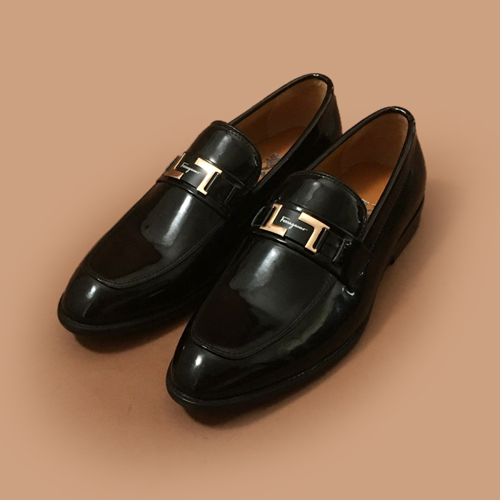 エルメス メンズ シグネチャー ブラックローファー -  Loafer