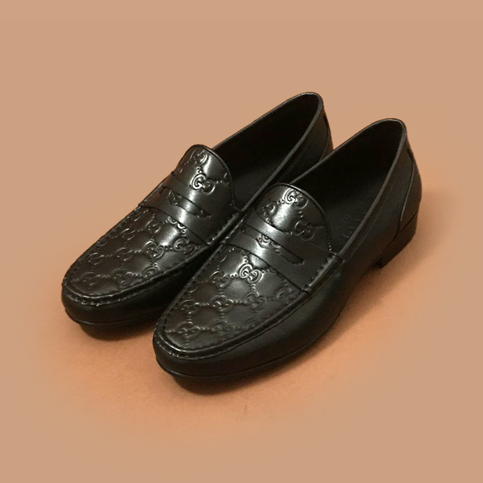 グッチ メンズ ビジネス ブラックローファー - Loafer