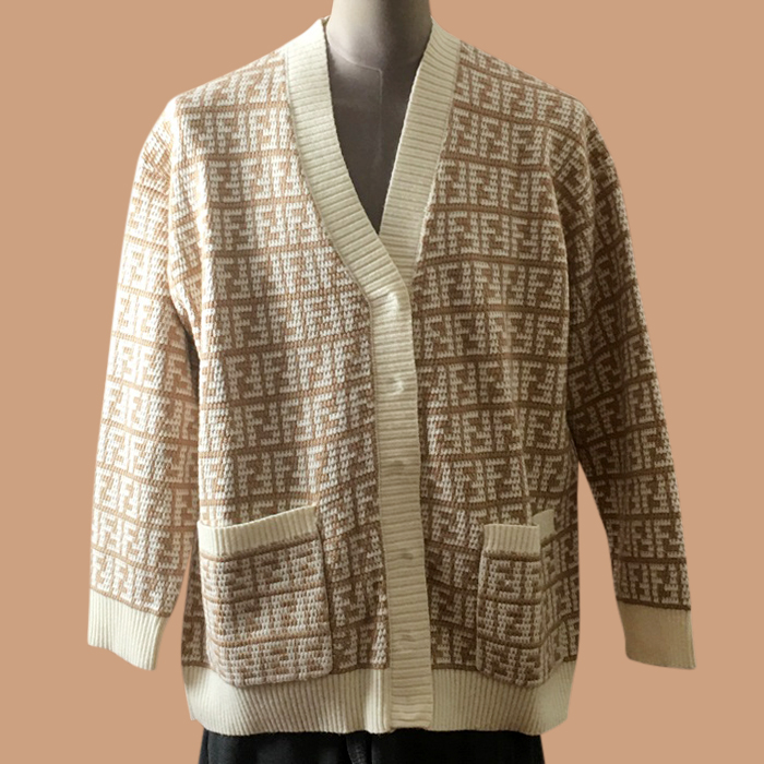 フェンディ ユニセックス Vネック ベージュ カーディガン - - fen01297x