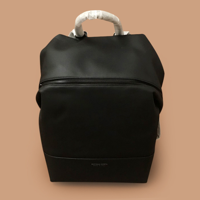 ボッテガ ヴェネタ メンズ クラシック ブラック バックパック -  - bv0406x