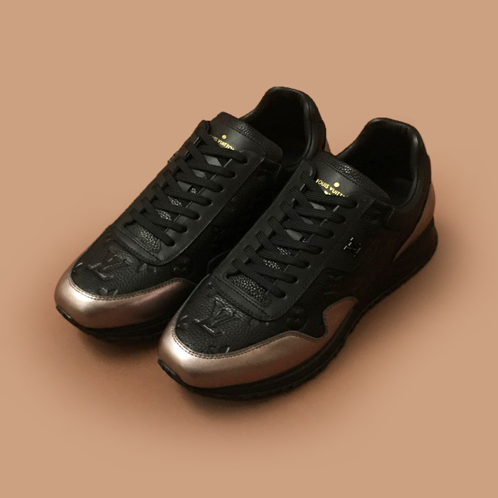 ルイヴィトン メンズ ブラック スニーカー -  