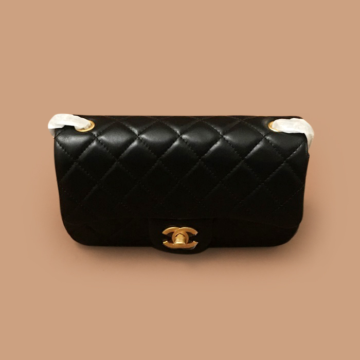 シャネルレディース ブラック ショルダーバッグ - 