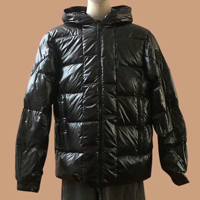 モンクレール メンズ ブラック グースダウン パディング - Padding