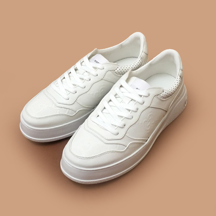 グッチ メンズ クラシック ホワイト スニーカー- White 